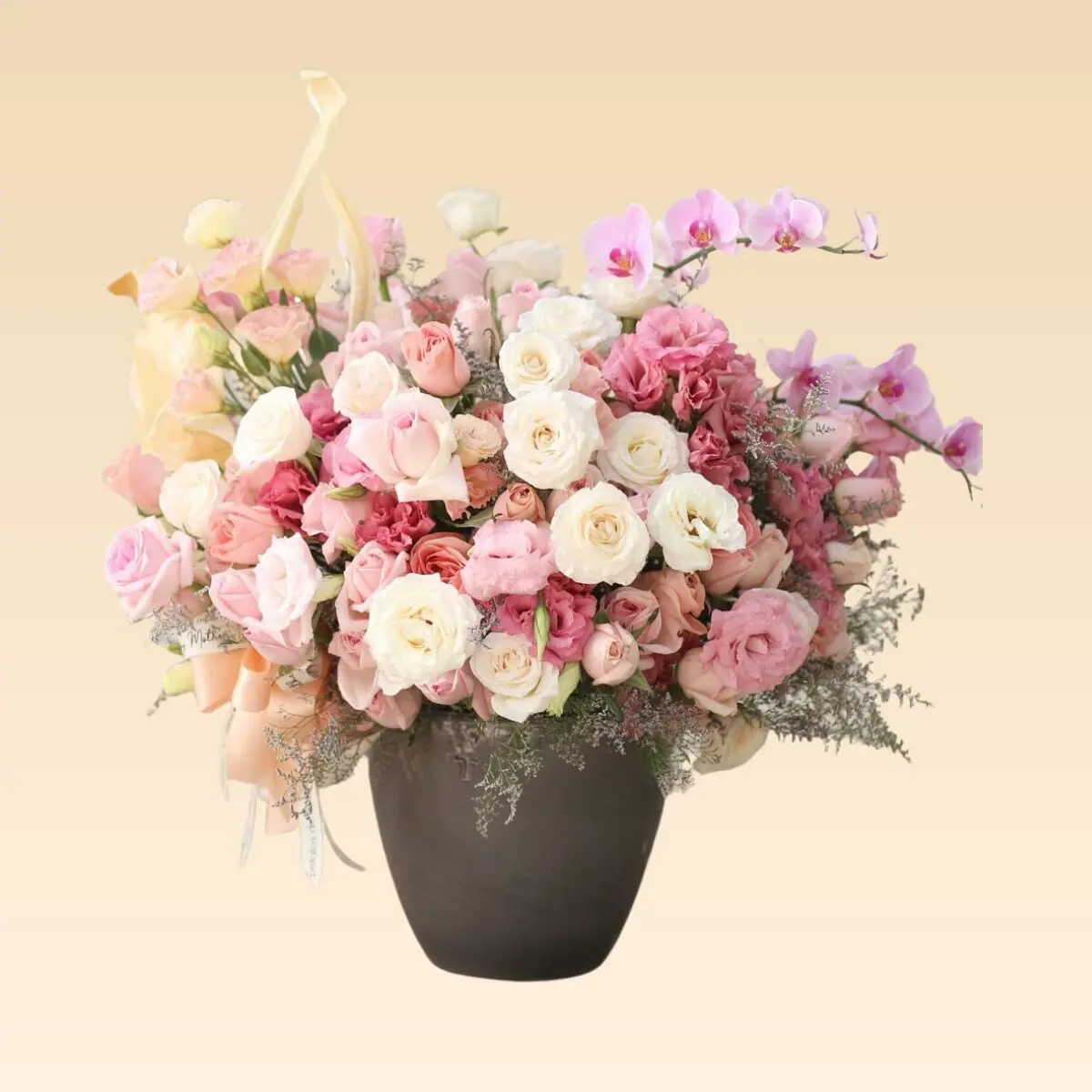 Arreglo de Flores con Lisianthus, Rosas y Orquídeas Karina