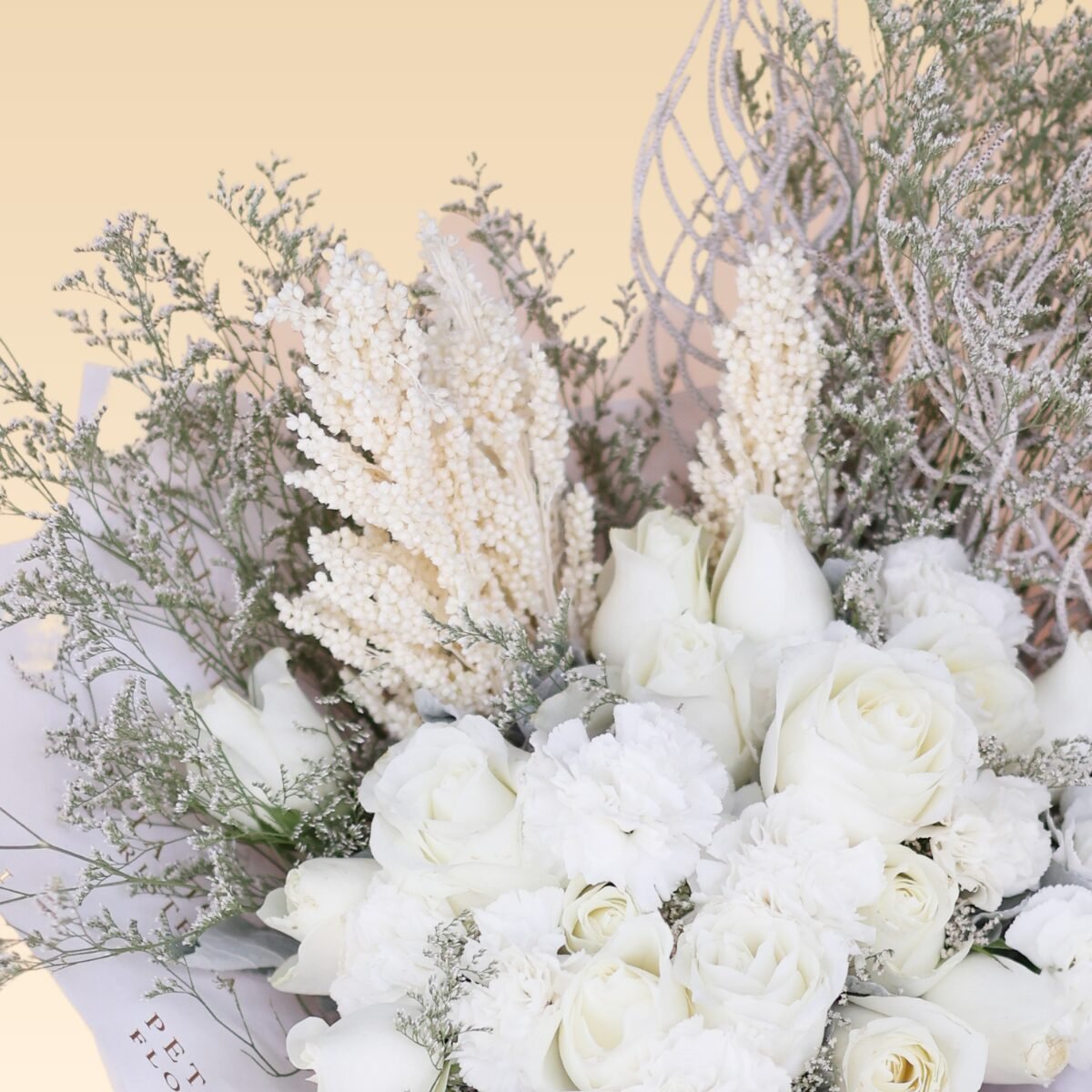 Ramo de Rosas y Claveles Sara - Image 3